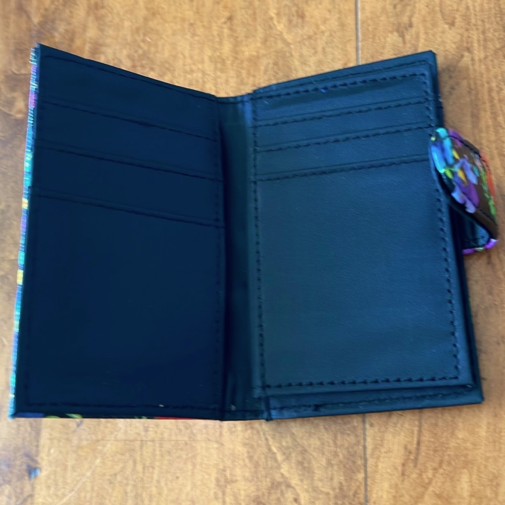 Floral Pattern Wallet - Picture 4 of 4